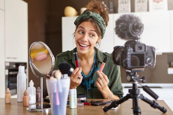 beauty influencer