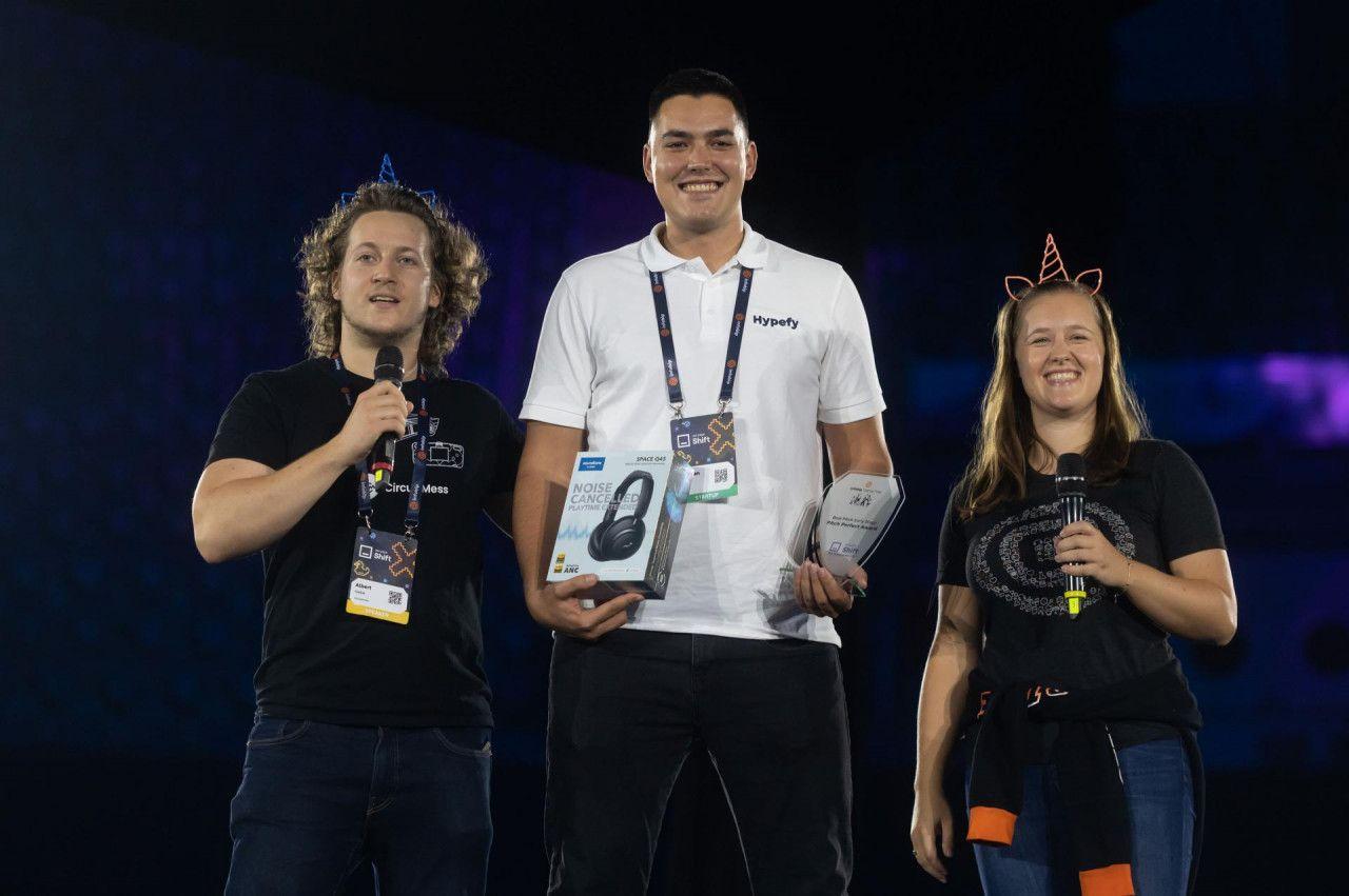 We’ve triumphed! Hypefy wins the “Best Pitch Award” at Shift 2023 Conference!