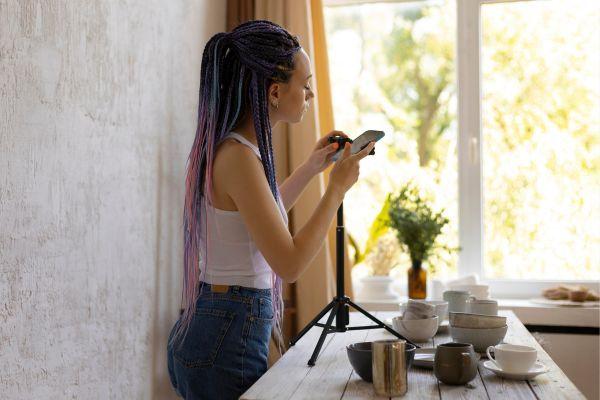 How to Find Art Influencers on Instagram?