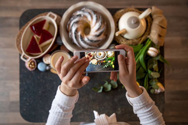 how to identify right food influencers