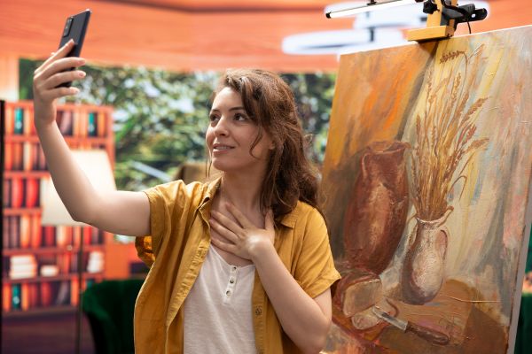 art influencers on instagram